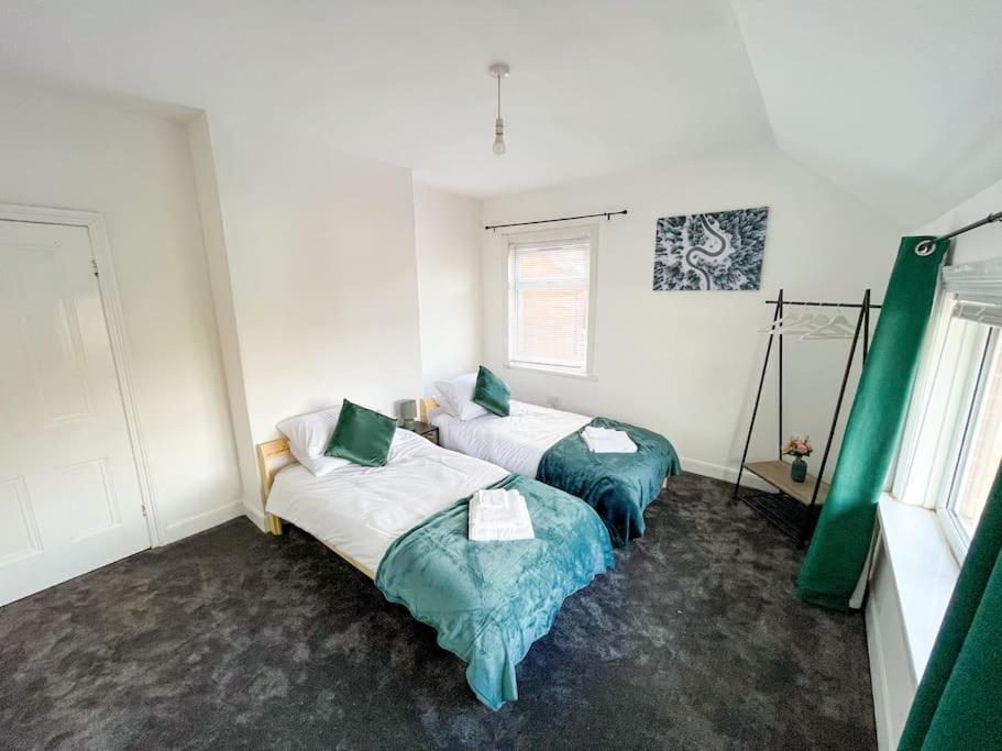 Perfect For Contractors & Families! 7 Beds Free Parking Apartment Birmingham Exterior photo
